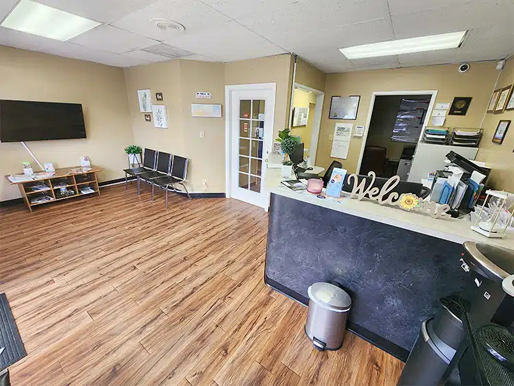 front-desk-3-4.jpg
