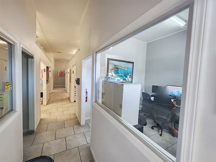 hallway-4.jpg